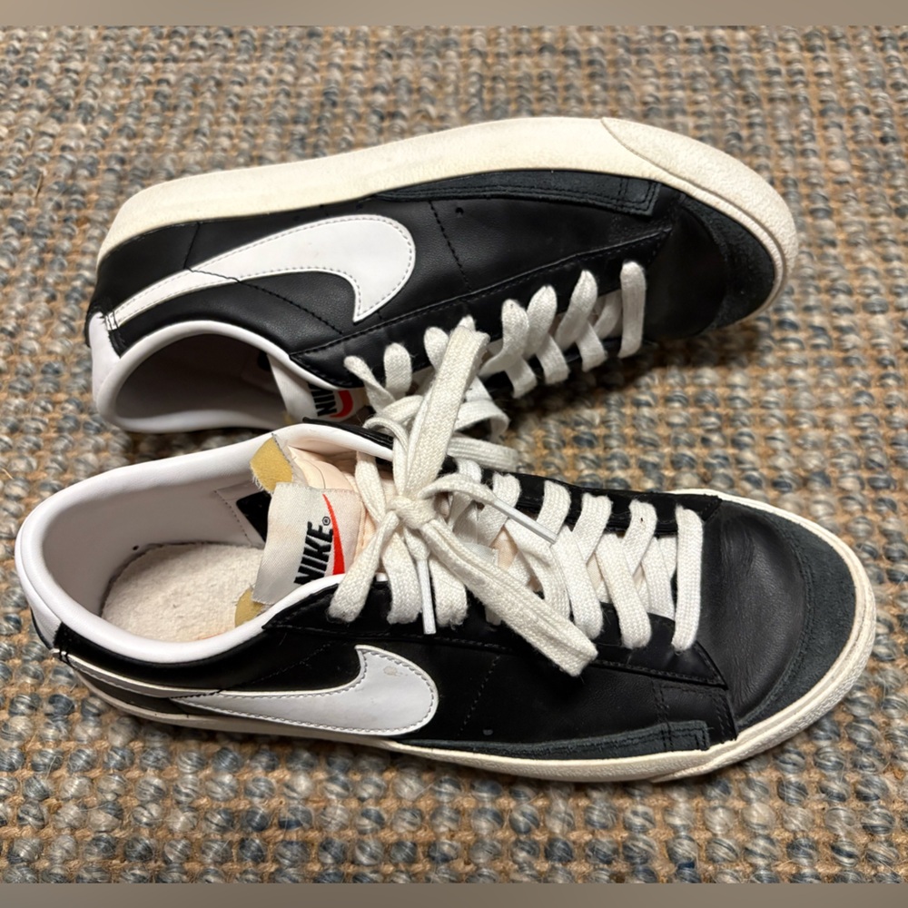 nike blazer low top